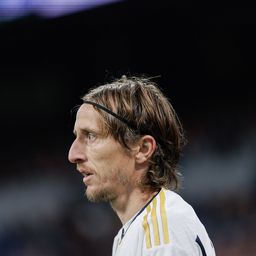 "Modrić mora da ide iz kluba": Legenda Reala udarila na Hrvata