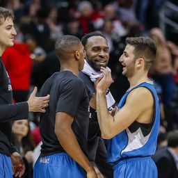 "Uvek je lepo videti te, brate": Nemanja Bjelica i legenda košarke, fotografija koja je oduševila sve /FOTO/