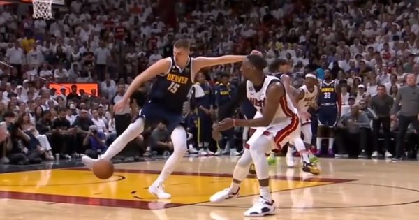 Da li ste primetili da Jokić igra fudbal na NBA mečevima? NBA skaut secirao sve detalje njegove genijalnosti u odbrani