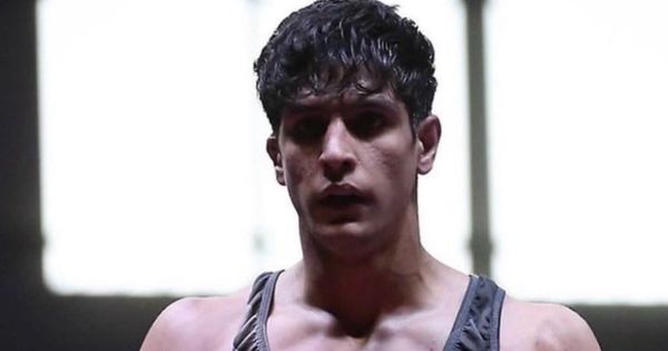 Iran obesio mladog rvača (19) zbog "vođenja rata protiv Boga"! Ceo svet je zgrožen: Izbacite ih iz svih međunarodnih takmičenja