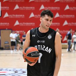 "Nisam sanjao Real, sanjao sam Partizan!" Mario Nakić za Sportal: Od kad sam se rodio oblačio sam crno-beli dres i zamišljao ovo