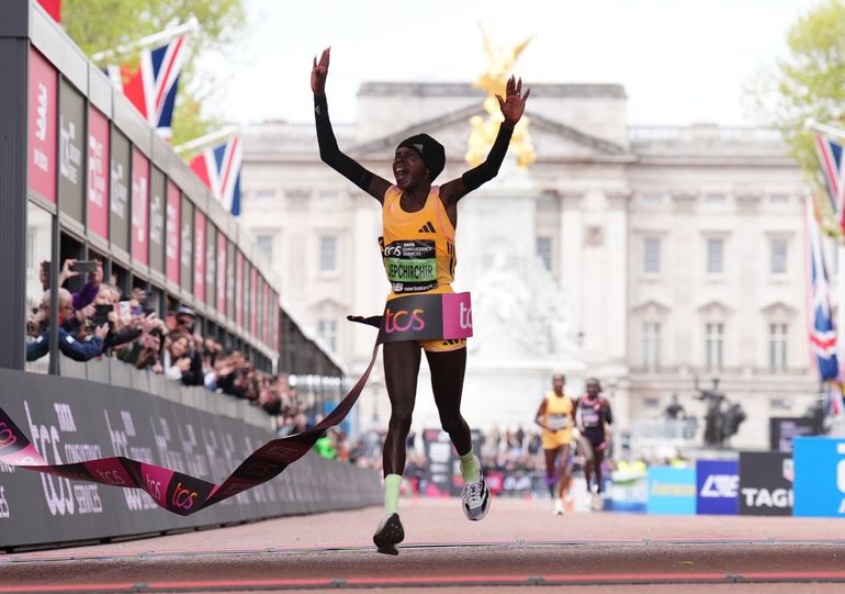 Kakva trka u Londonu: Četiri maratonke trčale ispod svetskog rekorda