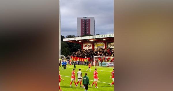 Navijači došli čak do Larna: Zvezda sa navijačima proslavila pobedu!