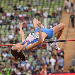 SRBIJO, OVA NOĆ JE ČAROBNA Angelina Topić (17) stazama oca: Nova medalja za ponos cele nacije