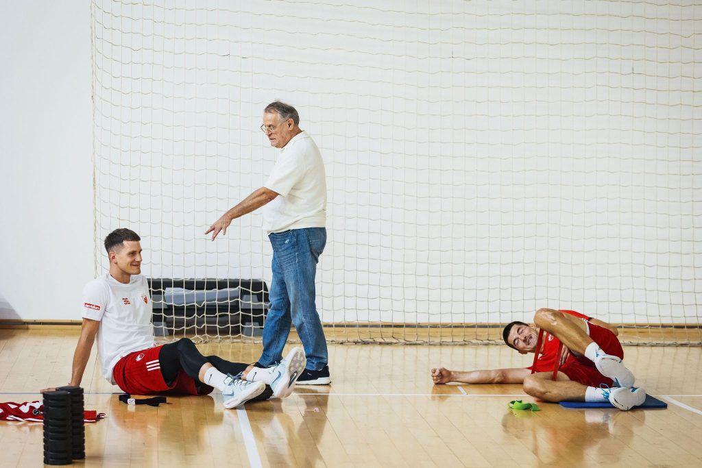 Pripreme KK Crvena zvezda u Staroj Pazovi: Nebojša Čović obišao ekipu (foto: KK Crvena zvezda)