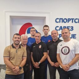 Kad zlatni olimpijci dočekaju šampione u neolimpijskom sportu: Štefanek, Mikec i Marinković ugostili savate reprezentaciju Srbije