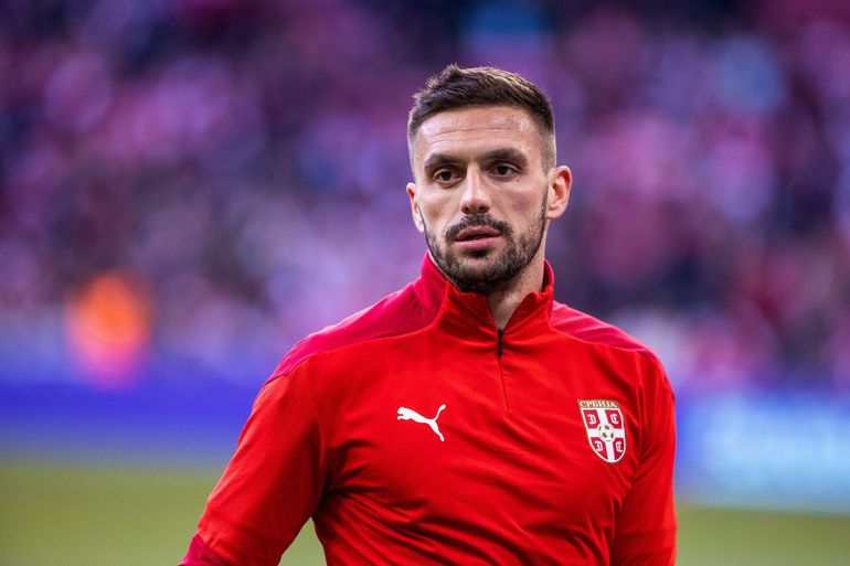 TADIĆ PONOVO ŠOKIRAO Odbio da nosi traku u duginim bojama na Mundijalu posle odbijanja ukrajinske zastave