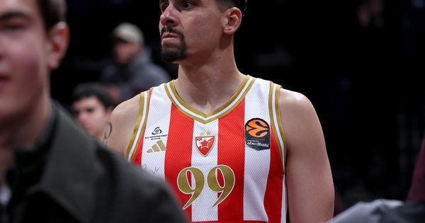 Preslatka scena iz Arene: Mateus sa ćerkom na simpatičan način proslavio koš Zvezde /VIDEO/