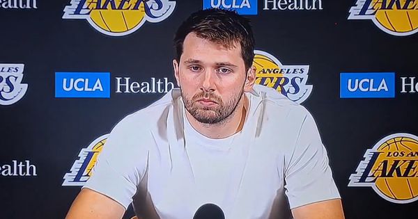 "Psovao mi je porodicu na srpskom!" Dončić zaradio tehničku zbog koje će da ispaštaju i on i Lejkersi, a onda na konferenciji objasnio šta je doživeo na meču /VIDEO/