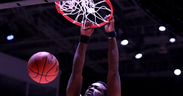 Američki centar uz sina uči srpski i čeka poziv Zvezde ili Partizana: Porodica moje žene bi to volela!