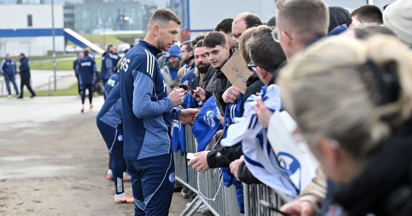 Bomba iz Nemačke: Edin Džeko bi mogao da završi karijeru na leto!
