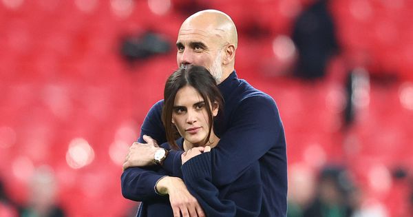 Misterija rešena: Otkriveno ko je devojka koju je Gvardiola grlio nakon trijumfa