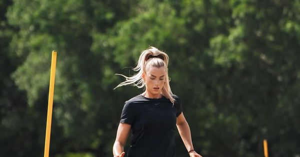 Da li je ova lepotica nova naslednica Ališe Leman? /GALERIJA/