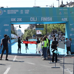 Beograd dobio nove šampione: Kenijci najbolji u polumaratonu, Džebiči oborila rekord Olivere Jevtić!