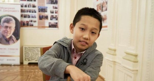 Novi svetski šampion u šahu ima samo 11 godina /GALERIJA/