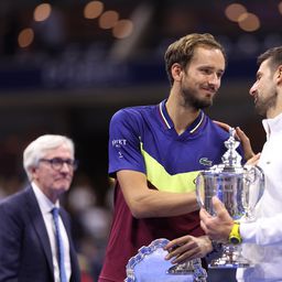 "Ja mogu da ispadnem iz top 10, ali ne i Novak!" Medvedev svestan da će biti teško u 2024. da bude u vrhu: Pretnja će nam biti i Cicipas, on može da prestigne Đokovića