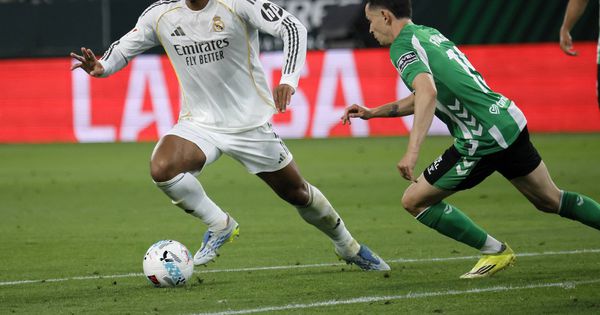 Betis šokirao Real u 94’, Barselona na korak do titule! /VIDEO/