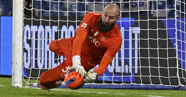 Srbin rekorder u Ligama petice: Najbolji golmani sveta ne mogu da pariraju Vanji!