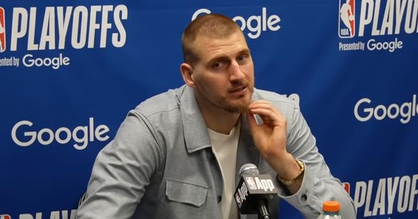 Jedino što je Nikolu Jokića juče obradovalo je pitanje na srpskom! /VIDEO/