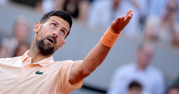 ĐOKOVIĆ – PERIKAR Francuz šalje "bombe" iz servisa: Novak mora nekako da ih vrati u teren! /VIDEO/