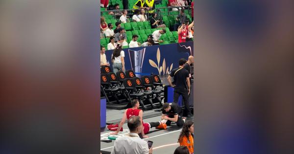 Navijači Olimpijakosa skandirali Milutinovu na zagrevanju, a evo i kako su dočekani košarkaši Reala