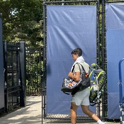 Katastrofa za Alkarasa, povredio se i napustio trening u Njujorku! Sve je gledao Novak Đoković /FOTO, VIDEO/