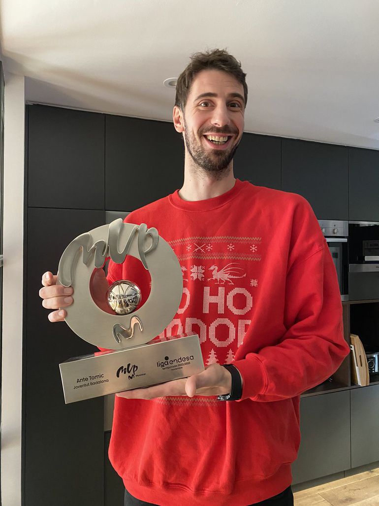 "HO-HO-HO" Ante Tomić je MVP /FOTO/