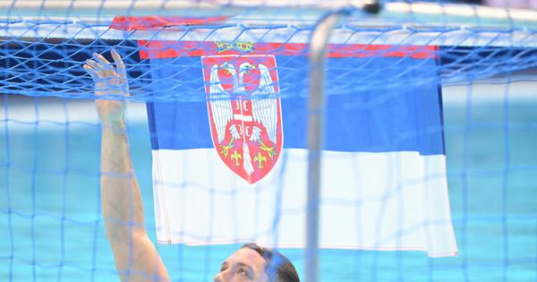 Ko i na osnovu čega odlučuje da su šampioni "bivši"?