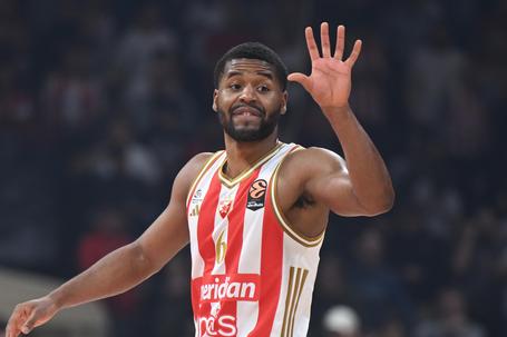 MILANO – ZVEZDA Počela je utakmica na Kritu: Prvi pravi ispit za crveno-bele!