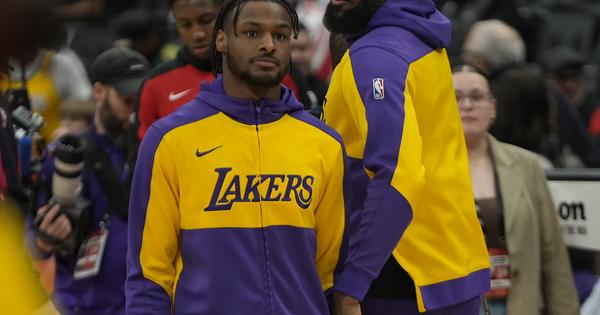 Tate više nema u Lejkersima, a šta će biti sa Bronijem? Mlađi Džejms na raskrsnici, može da bude i deo velikog NBA trejda