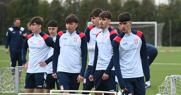 Srbija gazi ka Evropskom prvenstvu: Matanović dao dva gola i dobio crveni, Kiprani pali u Pančevu!