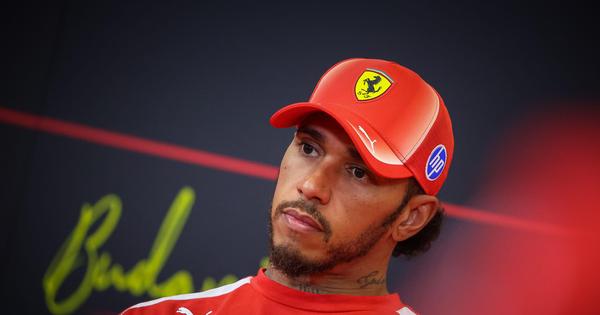 Hamilton kažnjen pred VN Mađarske! Luis pomeren tri pozicije unazad