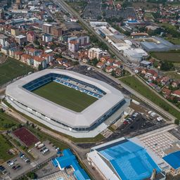 Evo kako danas izgleda "Lagator": Zvezda već izašla na travu novog stadiona u Loznici /VIDEO/