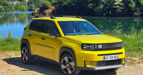 Pogledajte: Fijat Grande Panda na testu automatskog kočenja! Automobil iz Kragujevca nije bio ubedljiv sa pešacima /VIDEO/