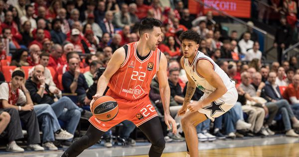 U Hapoelu drhte: Micić povredio koleno i hitno otputovao u Minhen, možda propusti završnicu sezone