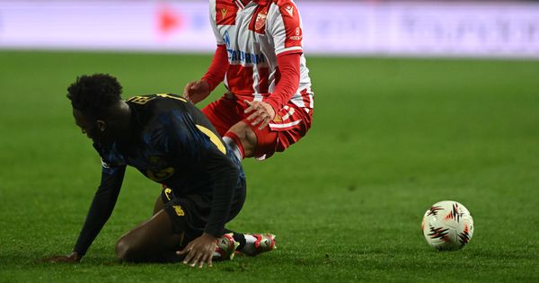 Zvezda deli paketiće za najmlađe protiv Radničkog