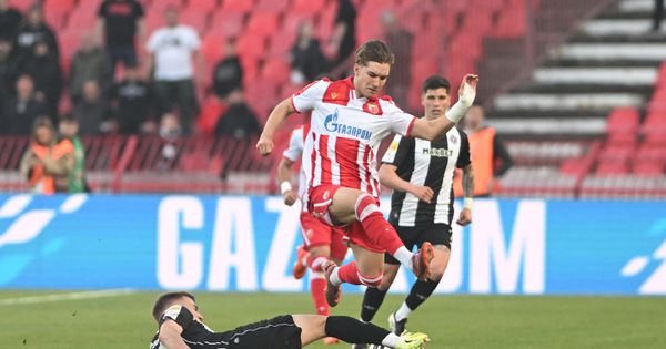 ZVEZDA – PARTIZAN Kakav gaf sudije: Mitroviću pokazan direktan crveni, VAR soba intervenisala! /VIDEO/