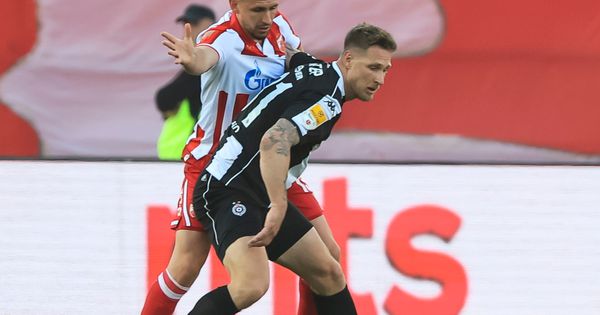 Arnautović prekinuo Veljkovićev intervju posle derbija: Štoper Zvezde ostao zatečen! /VIDEO/