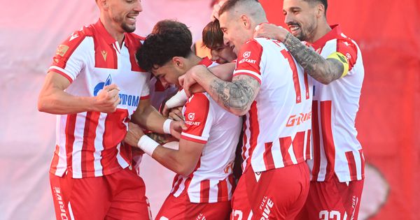 Od derbija samo naziv: Zvezda nadigrala Partizan i osvojila devetu titulu zaredom! Avdićev fudbalski praznik, Milošević sprečio bruku /VIDEO/