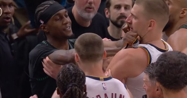 Pobesneli Jokić isključen! Denver pred ispadanjem, Nikola pred "pucanjem", Vulvsi mu ušli u glavu /VIDEO/