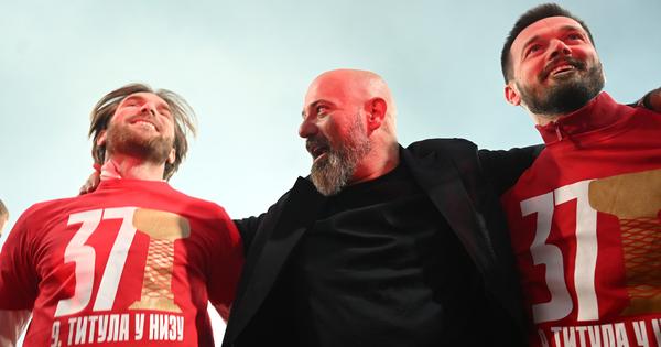 "To nije običan dan!" Zvezdine legende poslale moćan poziv navijačima /VIDEO/