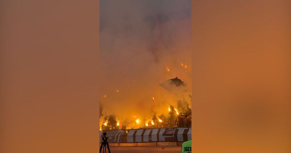 Baklje poletele i sa juga, ništa se ne vidi