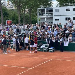 "Nole, može slika?" Koboli oduševljen Đokovićem, a to je pokazao jednim gestom nakon treninga /FOTO/