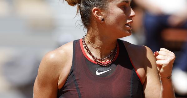 Sabalenka zaigrala sa dijamantima oko vrata, pa oštro odgovorila kritičarima: Svi znaju da sam ja obezbeđena!