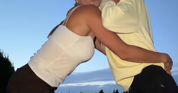 Sabalenka konačno pokazala rođenu sestru, a ona neodoljivo podseća na nju /VIDEO/