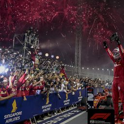 Formula 1 se vraća za nedeljni ručak. Maks može da proslavi titulu u Singapuru