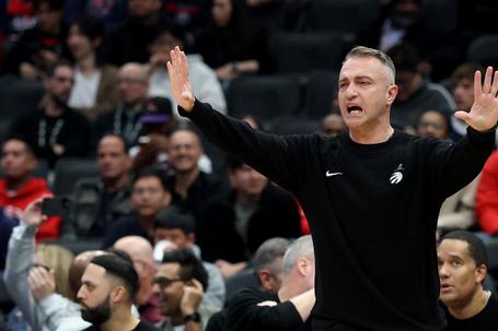 Prvi poraz za Rajakovića i Toronto, šampion i dalje ne zna za pobedu!