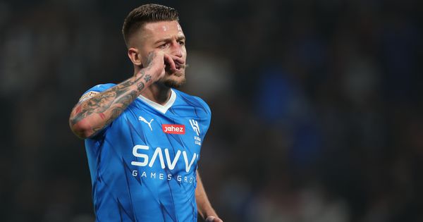 SMS skočio preko oblaka: Novi gol Srbina za nadu u titulu /VIDEO/