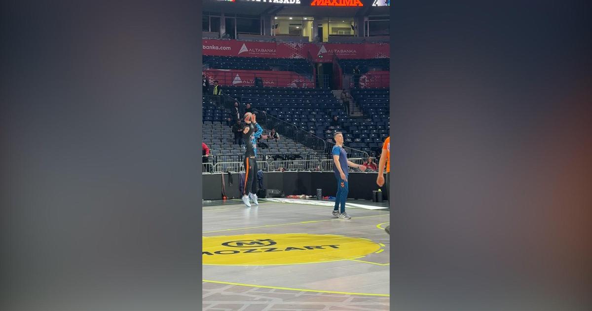 Košarkaši Valensije se zagrevaju pred Partizan | Sportal.rs