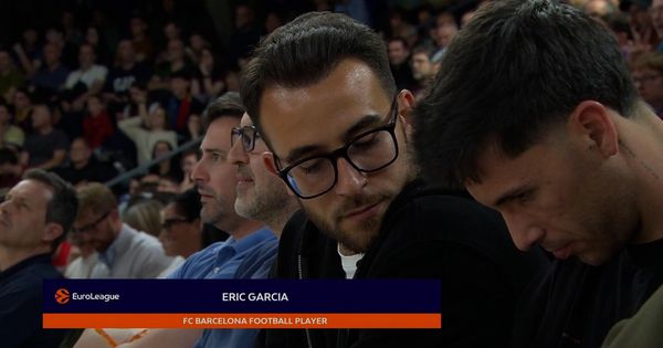 Erik Garsija i Žoao Kanselo na utakmici Barselona - Zvezda